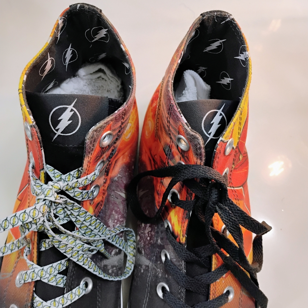 Converse Black and Orange Graphic Sneakers - Picture 5 of 11